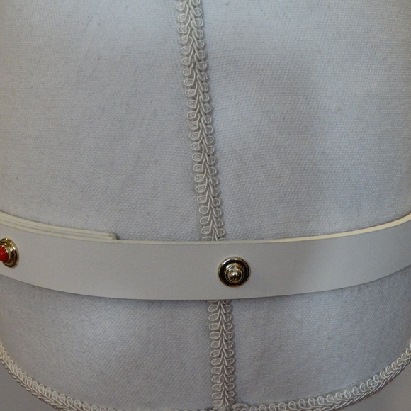 KATE SPADE In The Loop Ivory Leather Skinny Belt S - Picture 8 of 8